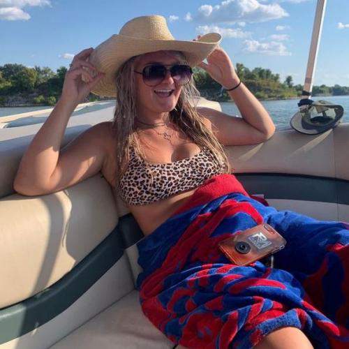 LuciousFoxx, Mission Viejo, California