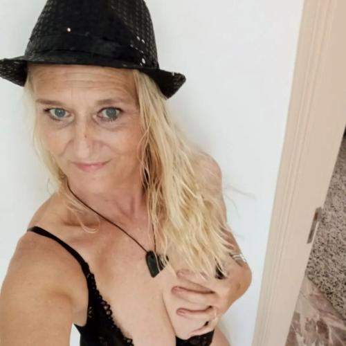 PrettyWildPam, Wilmington, North Carolina