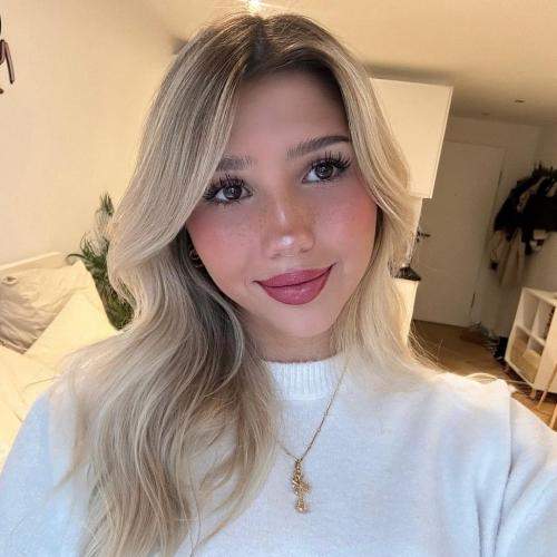 Blondiebabee, Modesto, California